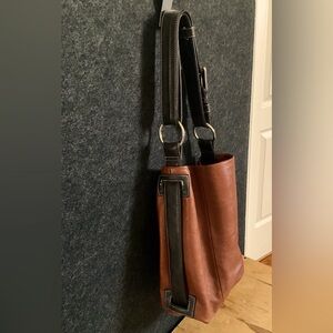 Unique design two tone shoulder bag